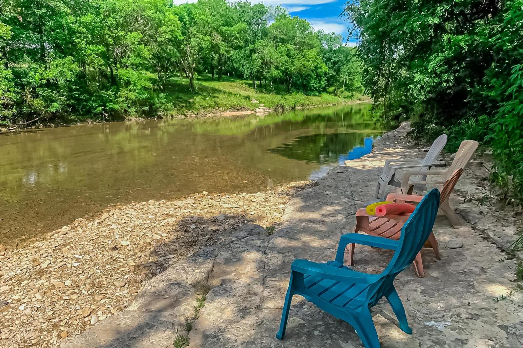 Вилла Riverfront Oasis 2 Liberty Hill Экстерьер фото